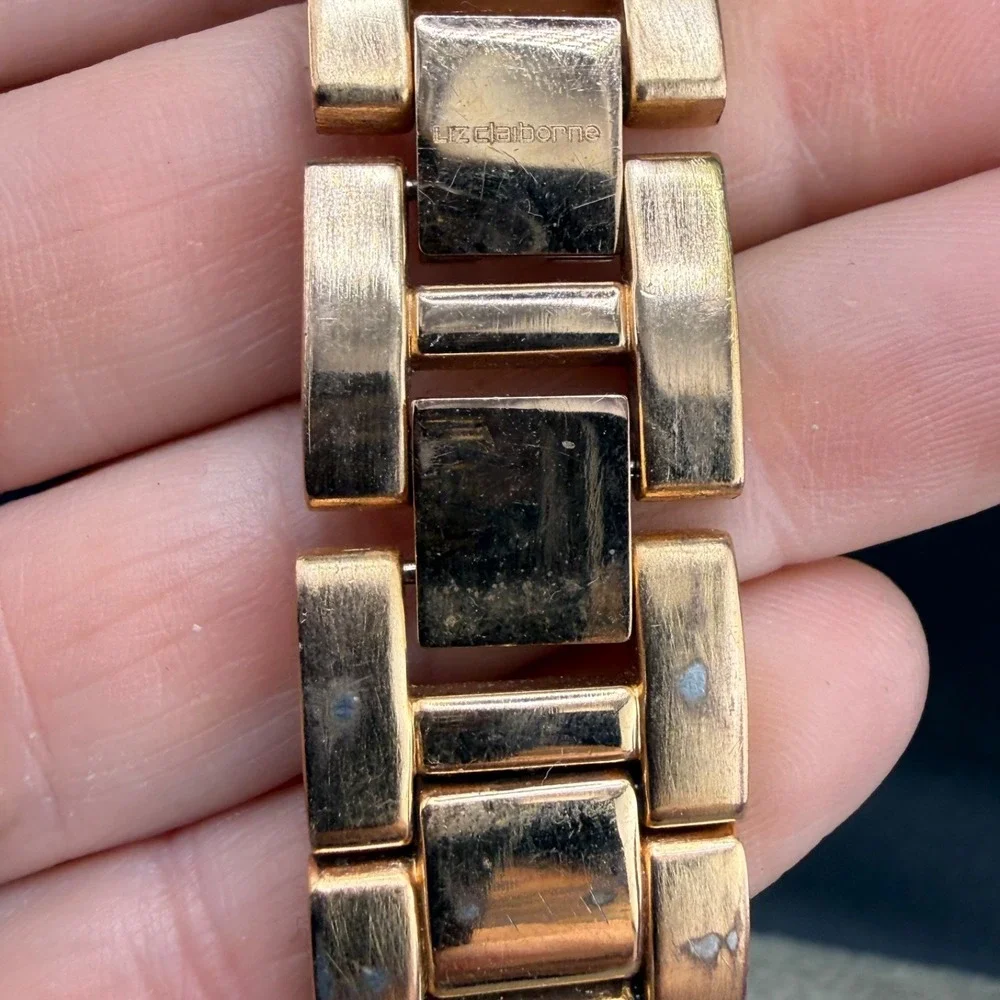 Vintage Men's Liz Claiborne Watch Gold Tone NONWORKING